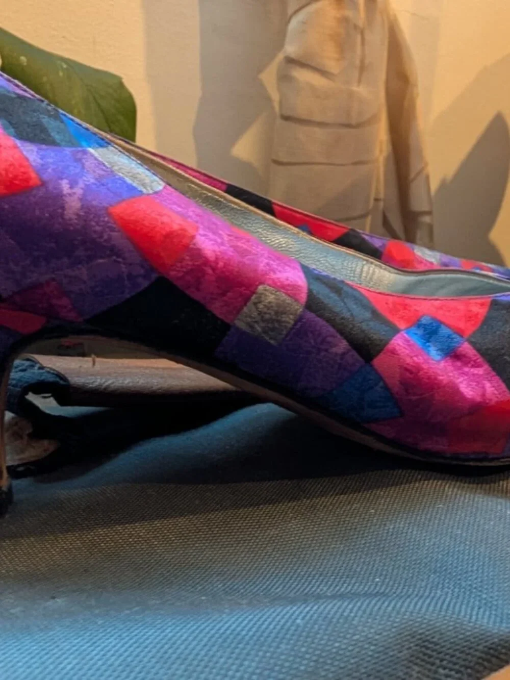 Silk Vintage Gucci Kitten Heels